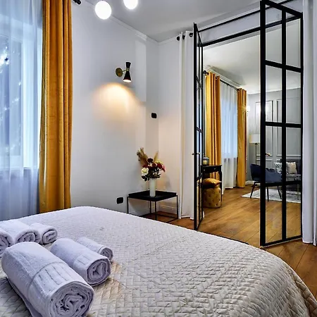 Chiclife Lilienblum Chic - Borgo Santa Caterina Apartment Bergamo Buitenkant foto