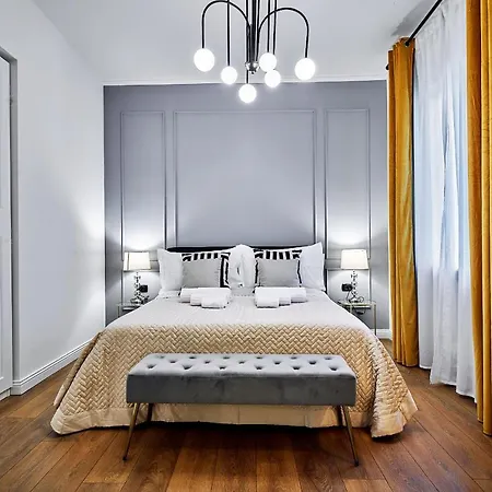 Chiclife Lilienblum Chic - Borgo Santa Caterina Apartment Bergamo Buitenkant foto